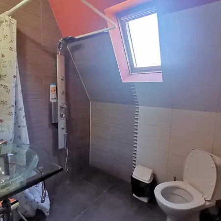 Martins Central With Office Space Apartmán