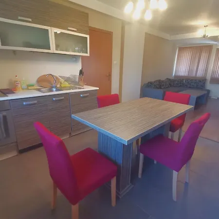 Martins Central With Office Space Vidin